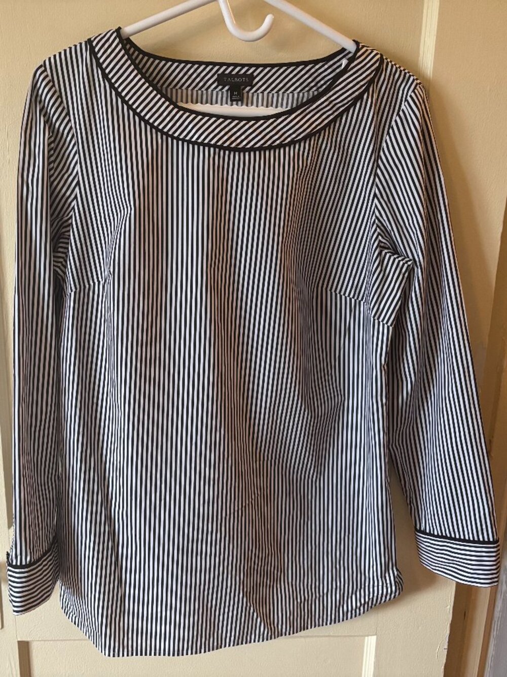 Talbots 100% Cotton Black White Vertical Stripe Scoop Neck Side Zip Top M EUC